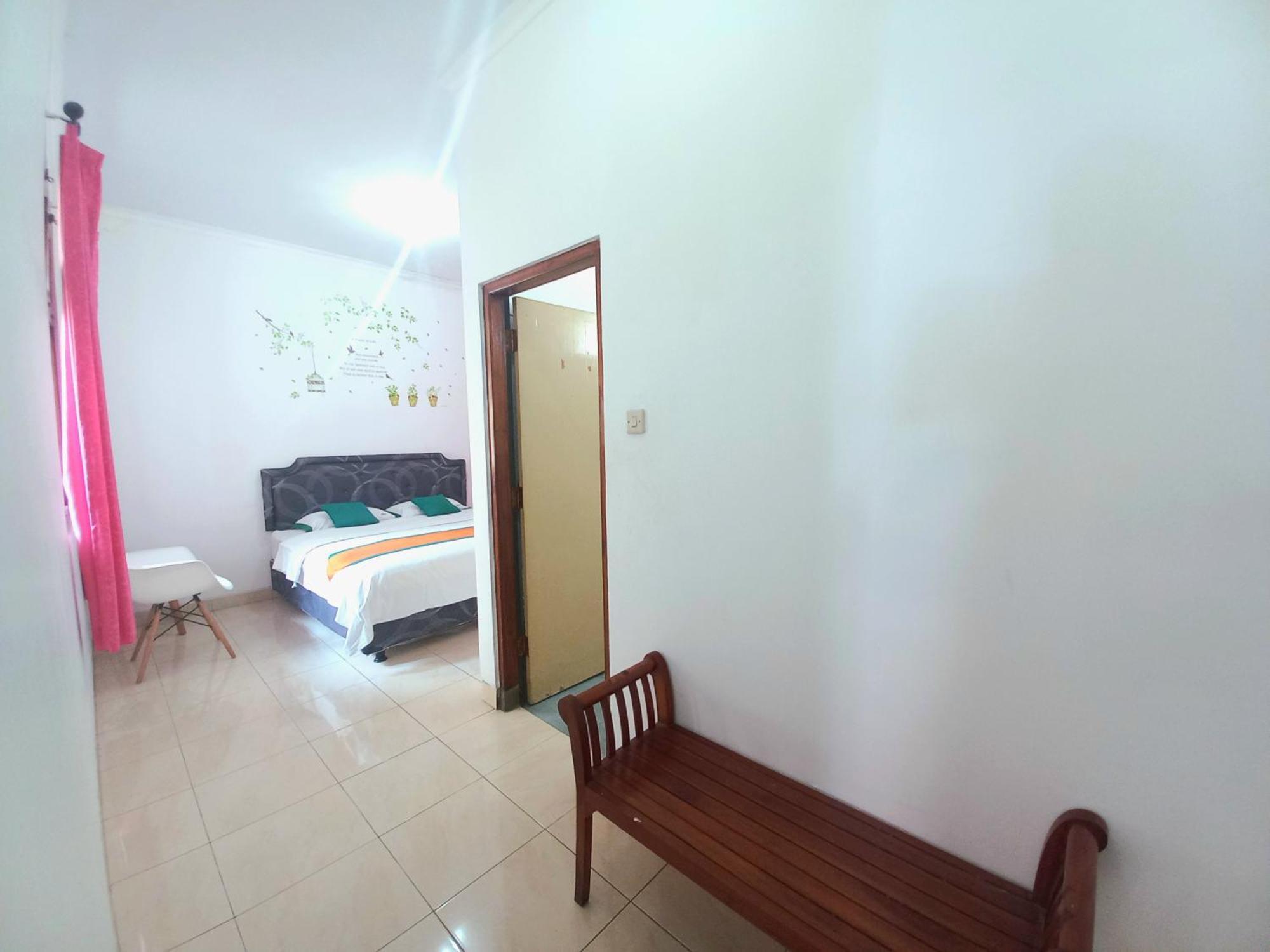 Homestay Jogja 4 Kamar Tidur Full AC dekat Gembiraloka Yogyakarta Bagian luar foto