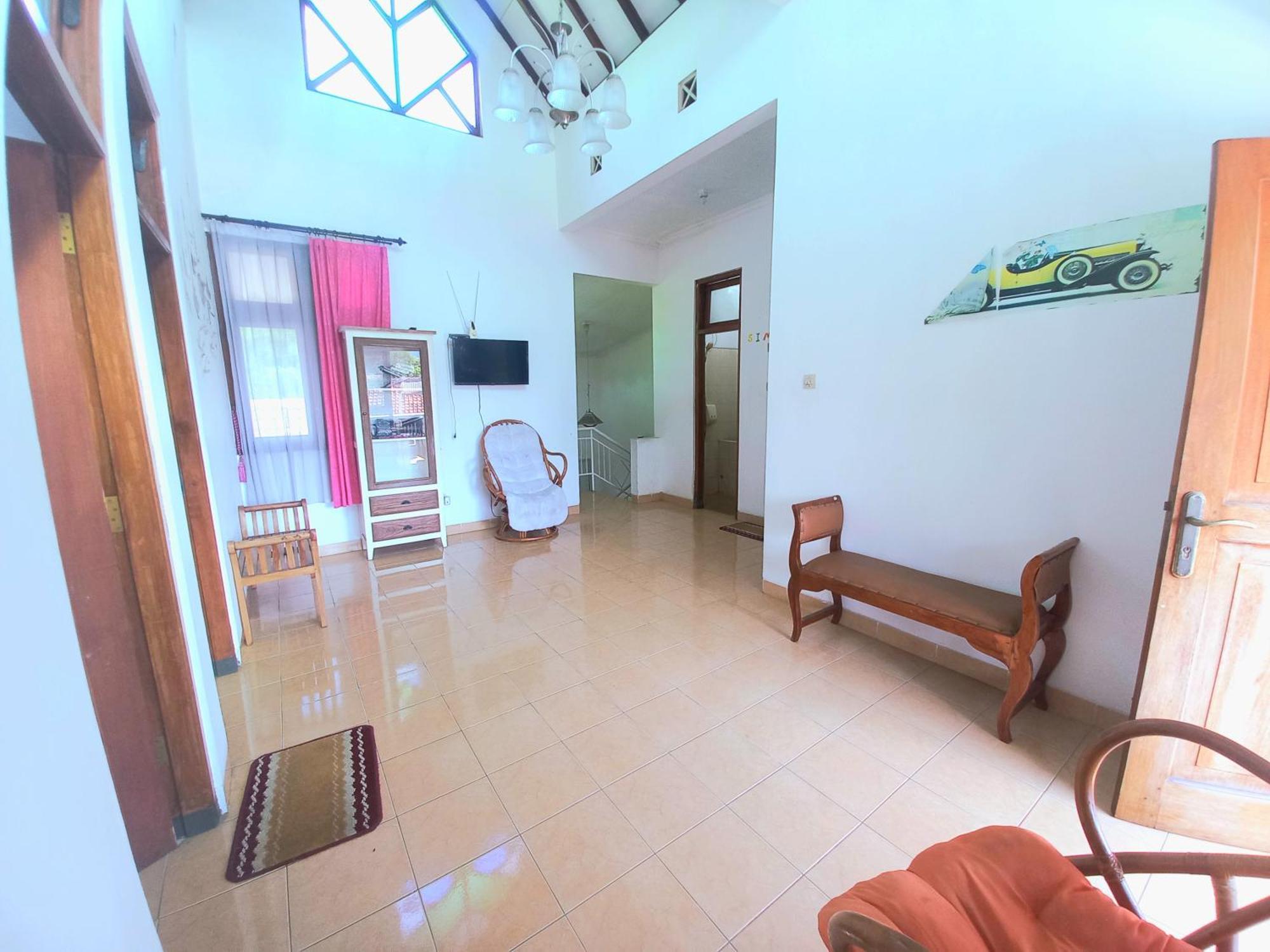 Homestay Jogja 4 Kamar Tidur Full AC dekat Gembiraloka Yogyakarta Bagian luar foto
